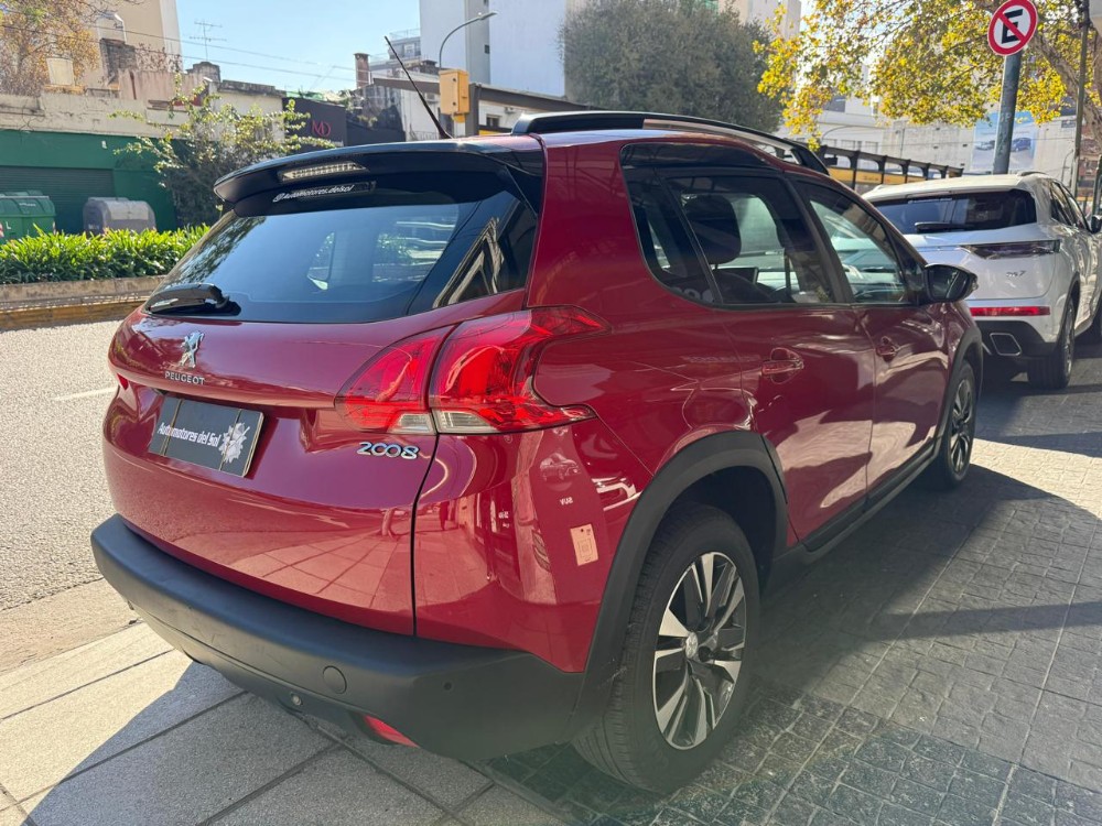 Peugeot 2008 Feline — foto 3
